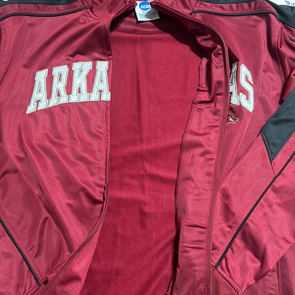 Razorbacks zip down jacket. Men S - Picture 5 of 5
